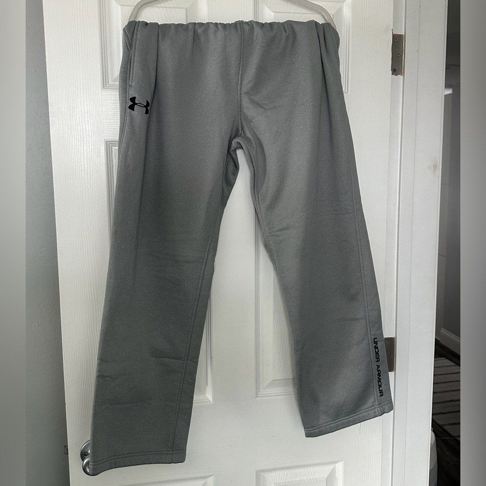Under Armour Men's Light Gray Joggers